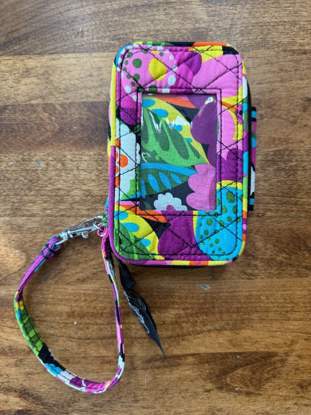 Vera Bradley Wristlet Wallet, Retired "Va Va Voom" Pattern, NWOT - Picture 1 of 15